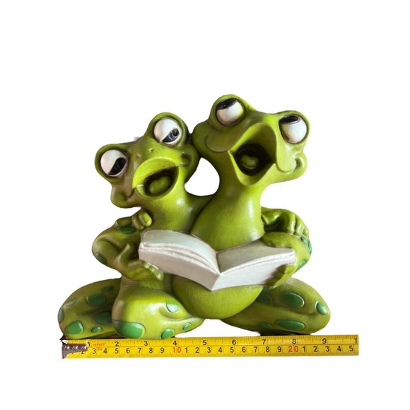 Vintage‎ Burwood Plastic Reading Frogs Hanging Decor - Reading, Frogs, Library - Picture 3 of 9